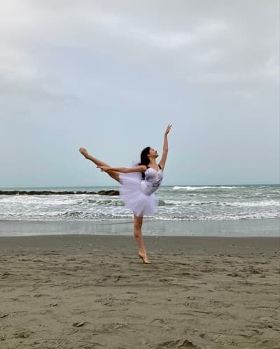 Lisa Cassanelli — Classical dancer