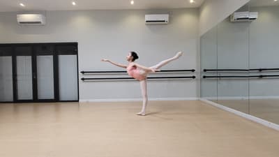 Jessie Crystal Kartawidjaja — Classical dancer, Indonesia