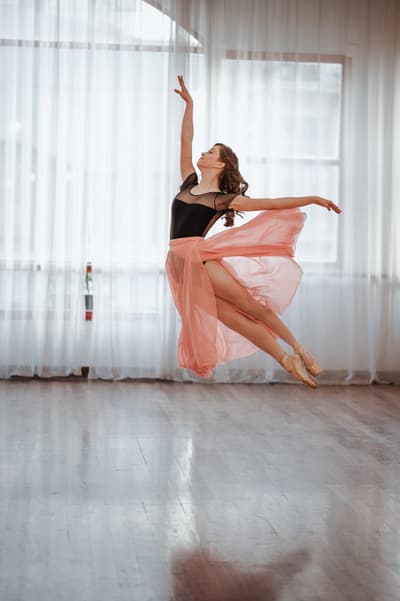 Juliana Viguerie — Classical dancer, Argentina