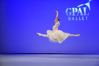Juliana Viguerie — Classical dancer, Argentina