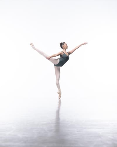 Yasemin Caynak — Classical dancer, United Kingdom