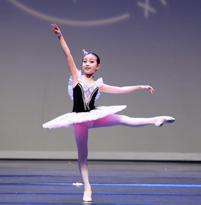 Evelyn Shen — Classical dancer, United States