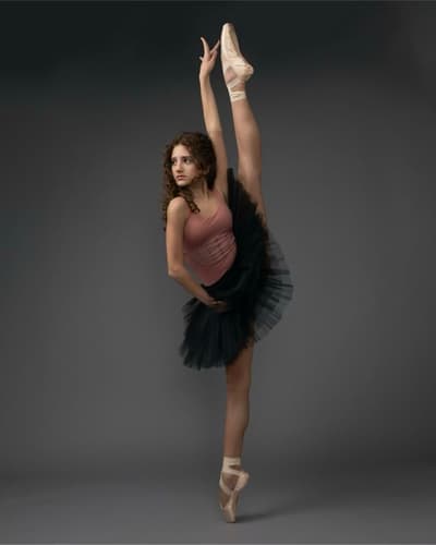 Silvie Kharatian — Classical dancer, United States