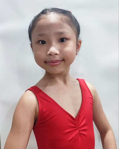 Sofia Josephine Tenggala — Classical dancer, Indonesia