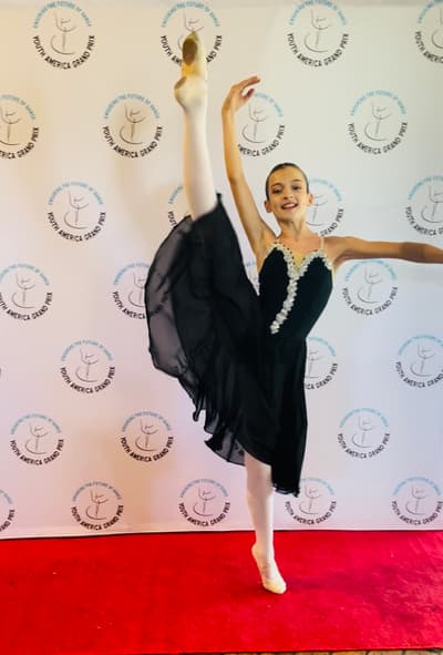 Adriana Petrova — Classical dancer, France