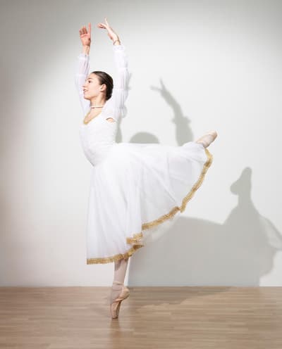 Anna Laurenzano — Classical dancer, Italy