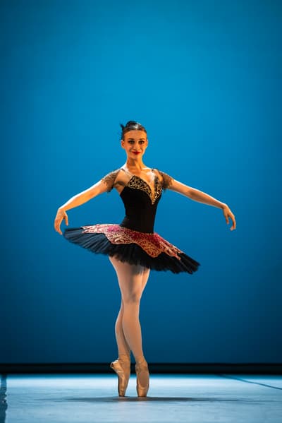 Charlotte Chloe Pelclova — Classical dancer