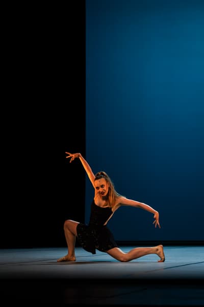 Charlotte Chloe Pelclova — Classical dancer