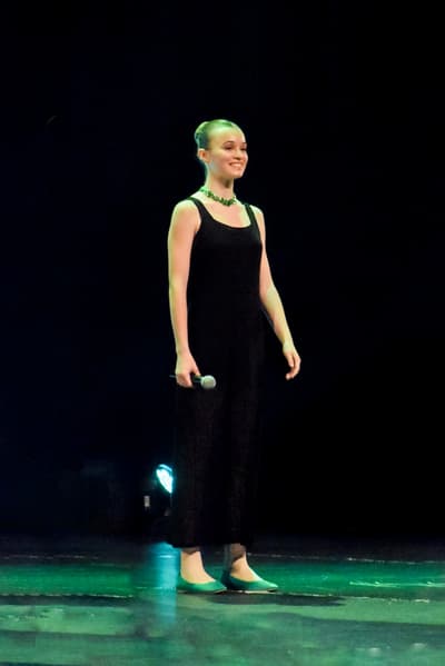 Justine CHAUVEL — Classical dancer, France