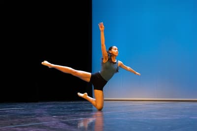 Chloé Billy — Classical dancer, France