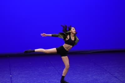 Chloé Billy — Classical dancer, France