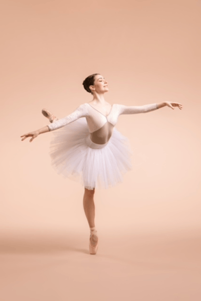 Ella Tuite — Classical dancer, United States