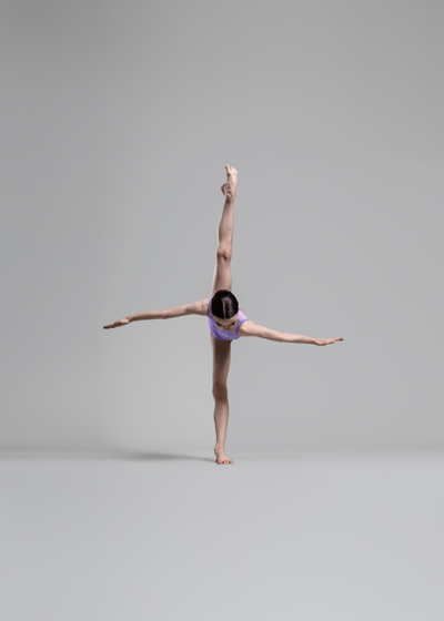 Sylvie Win Szyndlar — Classical dancer, United States