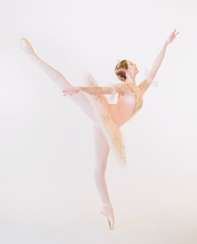 Lucy Hassmann — Classical dancer, United States