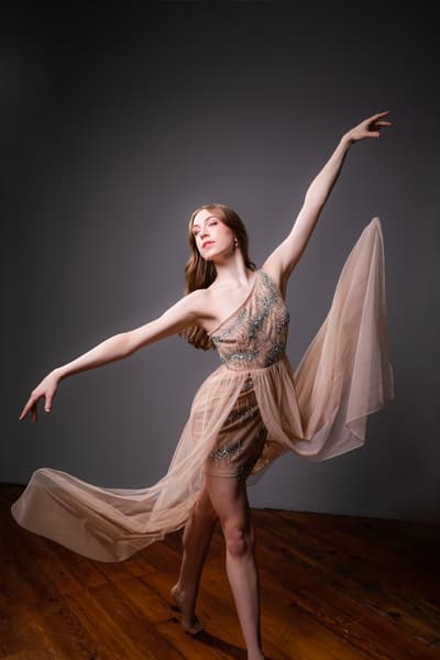 Lucy Hassmann — Classical dancer, United States