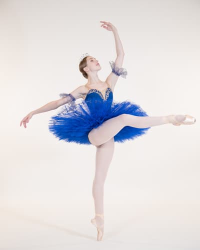 Lucy Hassmann — Classical dancer, United States