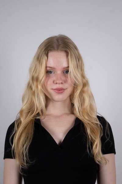 Andrea Mikolajczyk — Classical dancer, Spain