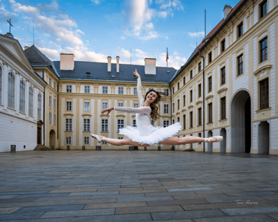 Ewelina Wszolek — Classical dancer