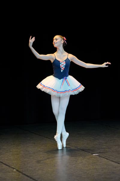 Mahé KAMIONER — Classical dancer, France