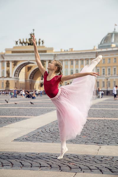 Milla Sarsatskich — Classical dancer, Belgium