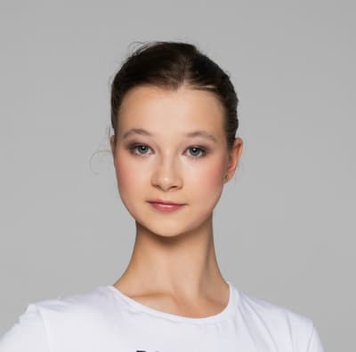 Milla Sarsatskich — Classical dancer, Belgium