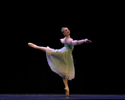 Holly Mere — Classical dancer, Australia