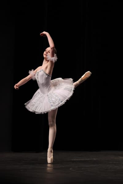 Salomé BECKER — Classical dancer, France