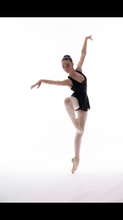 Salomé BECKER — Classical dancer, France