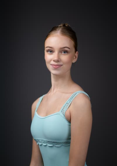 Hannah Shutt — Classical dancer, United Kingdom