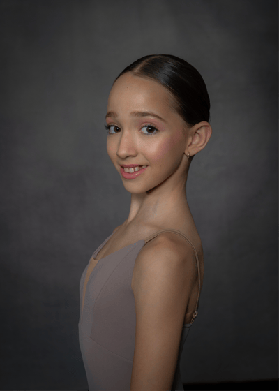 CLAUDIA GRAU SAIZ — Classical dancer, Murcia, Spain
