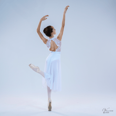 CLAUDIA GRAU SAIZ — Classical dancer, Murcia, Spain