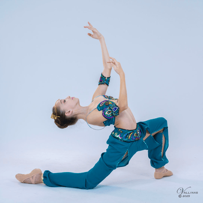 CLAUDIA GRAU SAIZ — Classical dancer, Murcia, Spain