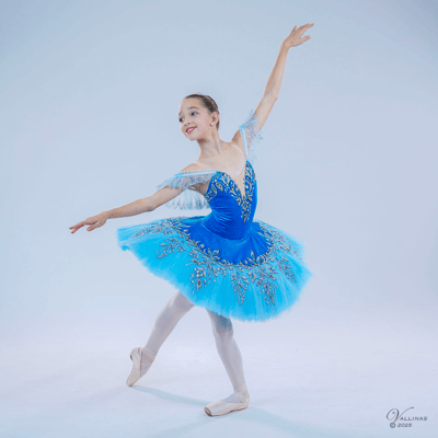CLAUDIA GRAU SAIZ — Classical dancer, Murcia, Spain