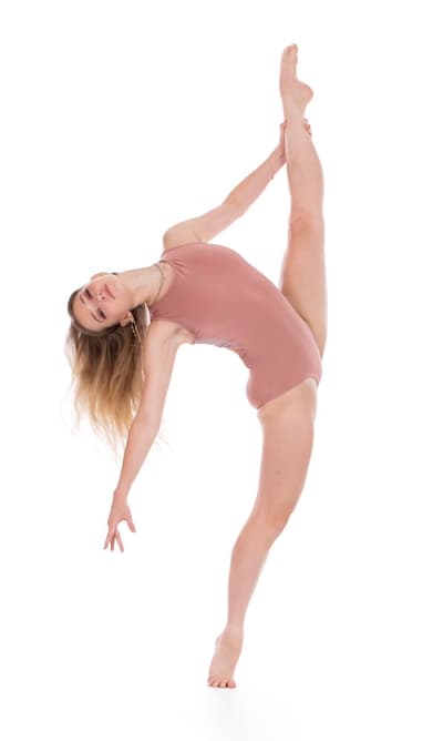 Mary Oliver — Classical dancer, United States