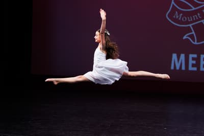 Caitlin Caird — dancer, New Zealand