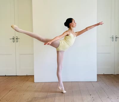 Caitlin Caird — dancer, New Zealand