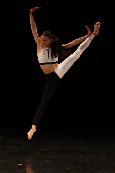 Alisa Kusters — Contemporary dancer, Belgium
