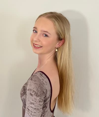 Ellie Dart — Classical dancer, Australia