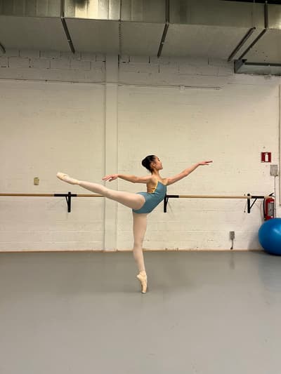 Maho Shiraga — Classical dancer, Japan
