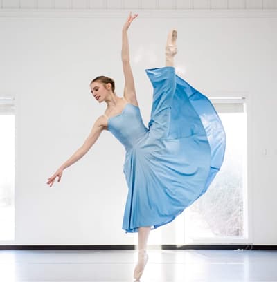 Bella Gomillion — Classical dancer, United States