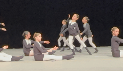Carol Nichele — Classical dancer