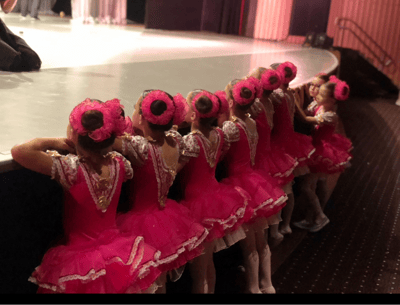 Carol Nichele — Classical dancer