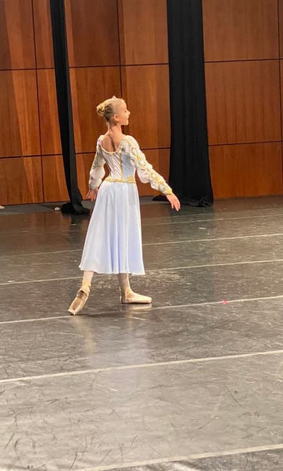 Jana Schmidt — Classical dancer, Germany