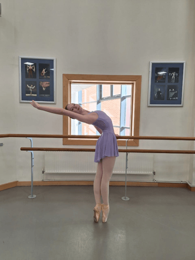 Lucia Kovacs Zacur — Contemporary dancer, Paraguay