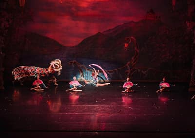 Julia Hughes — Classical dancer, United States