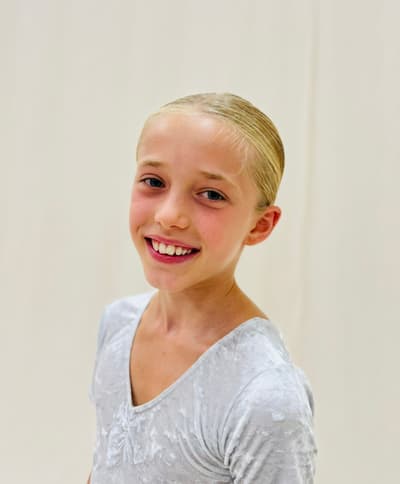 Mina Emge — Classical dancer, Frankfurt am Main, Germany