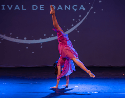Larissa Fugita — Classical dancer