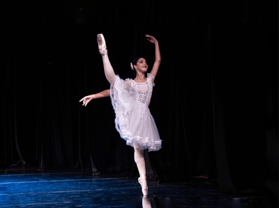 Larissa Fugita — Classical dancer