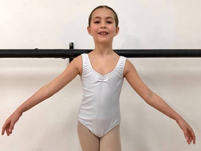 Amelie Luka Suarez — Classical dancer, Argentina