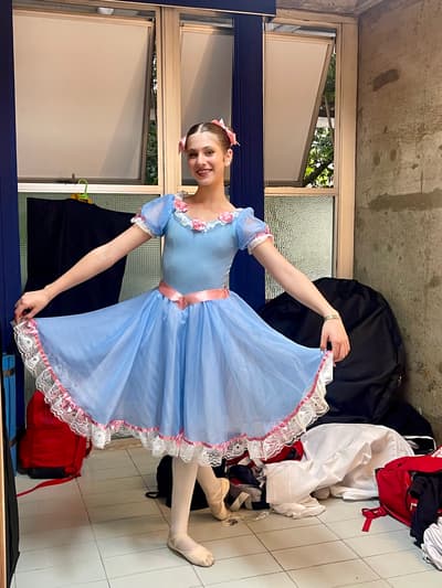 Isis Nechar — Classical dancer, Brazil